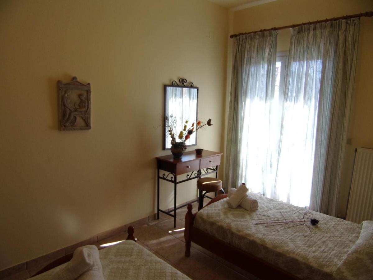 George'S Apartment Ипсос Экстерьер фото