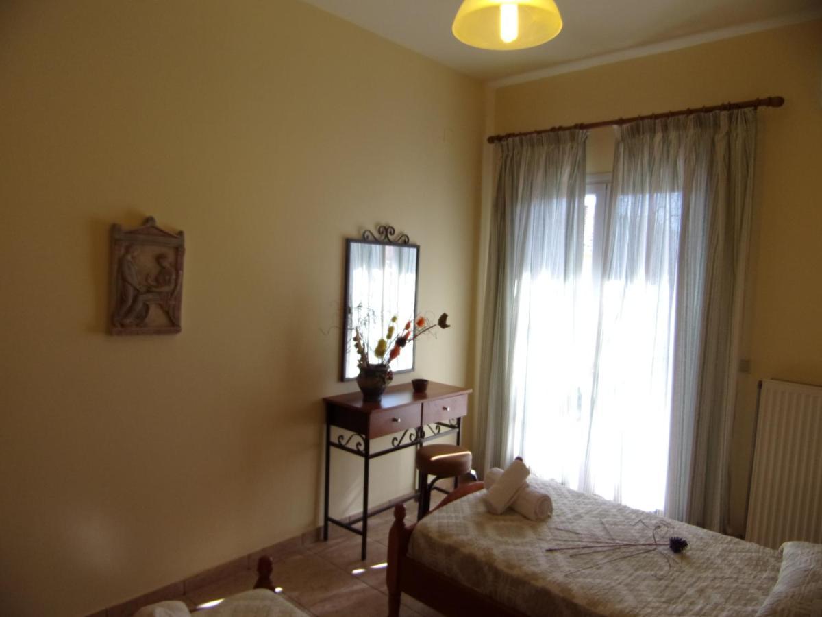 George'S Apartment Ипсос Экстерьер фото